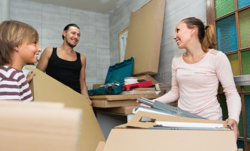 Van moving service safety and insurance in Watford